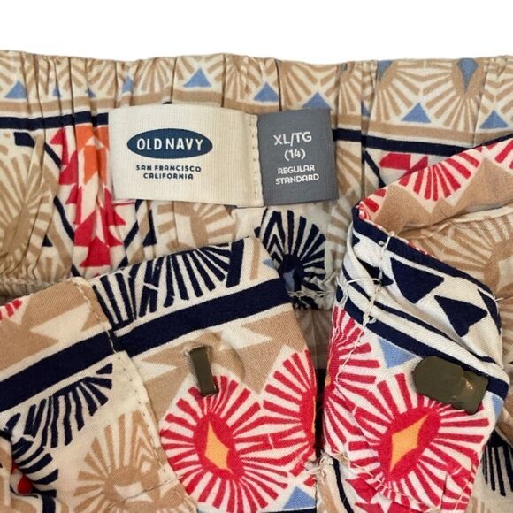❤️ OLD NAVY Multi-Print Shorts Size XL ❤️ - Picture 2 of 7